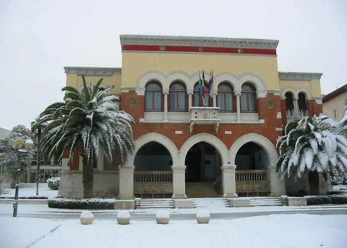 Luna By Interhome Appartement Poreč