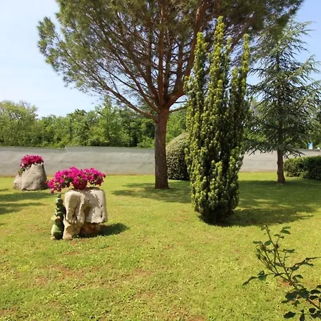 Luna By Interhome Apartman Poreč