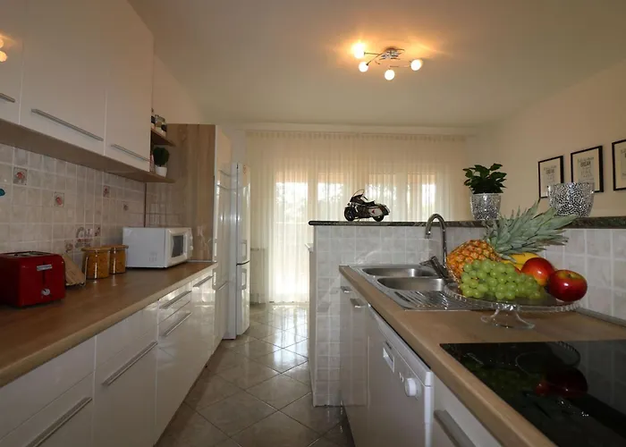 Luna By Interhome * Porec