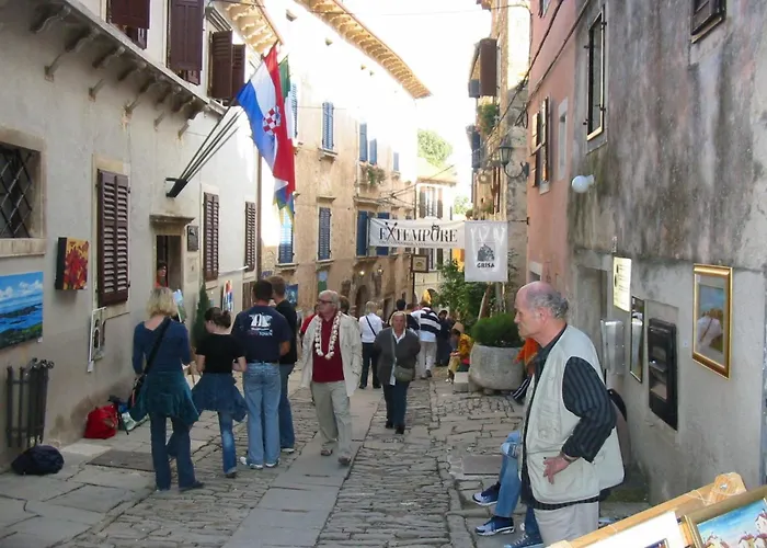 Luna By Interhome Porec